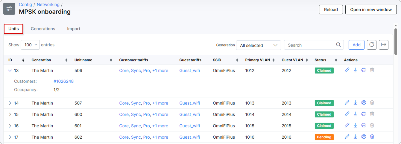 Units tab of MPSK onboarding in Splynx listing apartments with customer and guest tariffs, SSID, primary and guest VLANs, and Claimed or Pending status, with one row expanded to show the customer and 1/2 occupancy